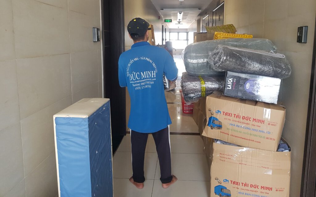 chuyển nhà tiết kiệm