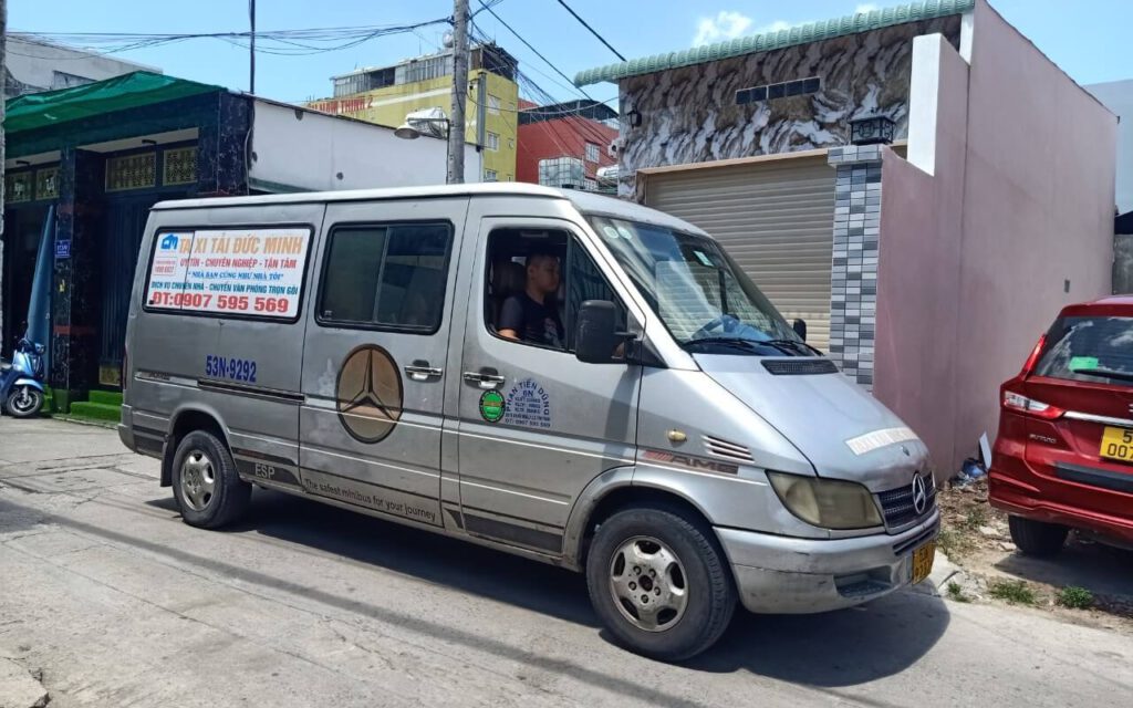 Thuê xe tải van chở hàng